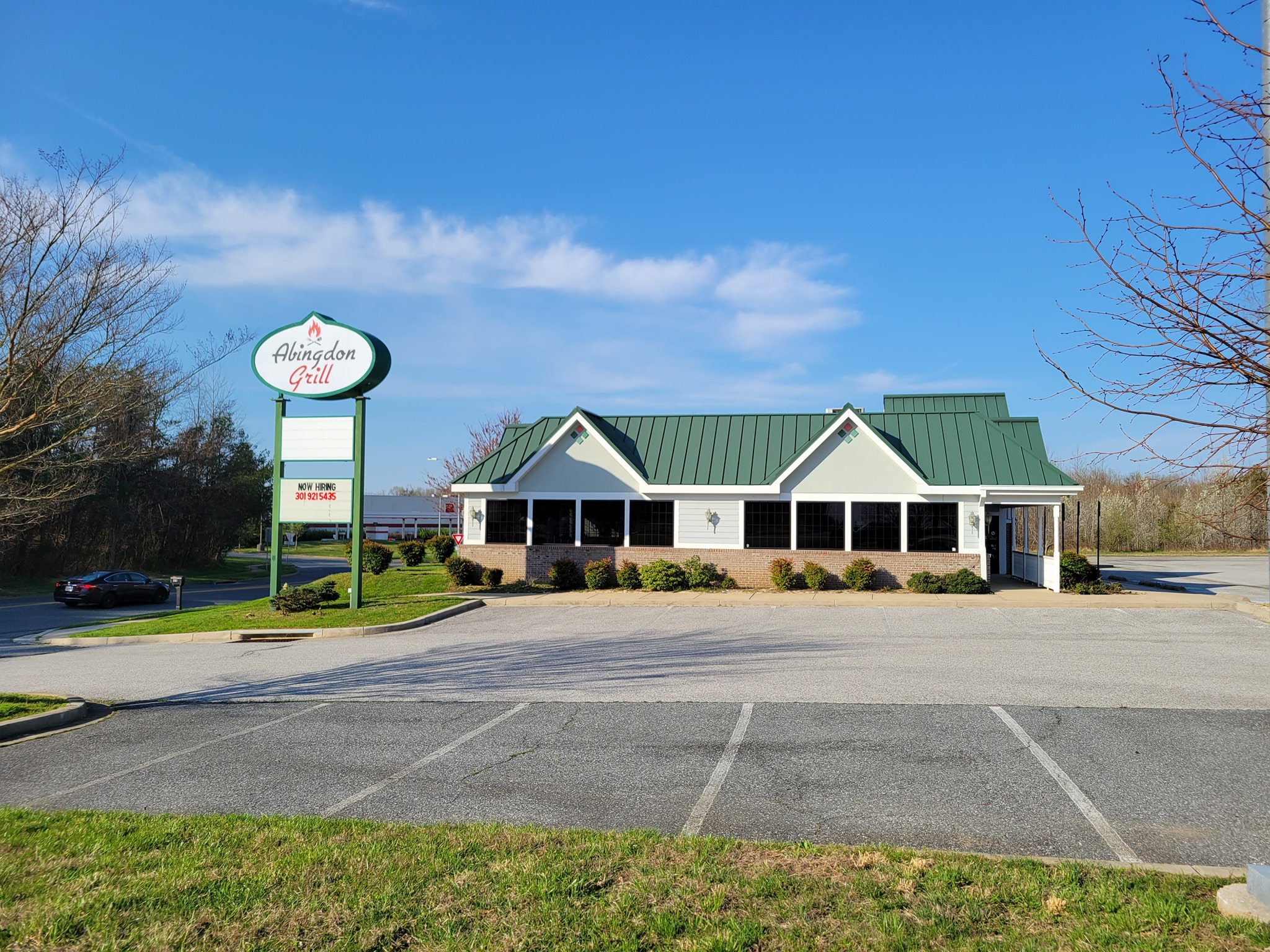 Exterior of the Abingdon Grill building