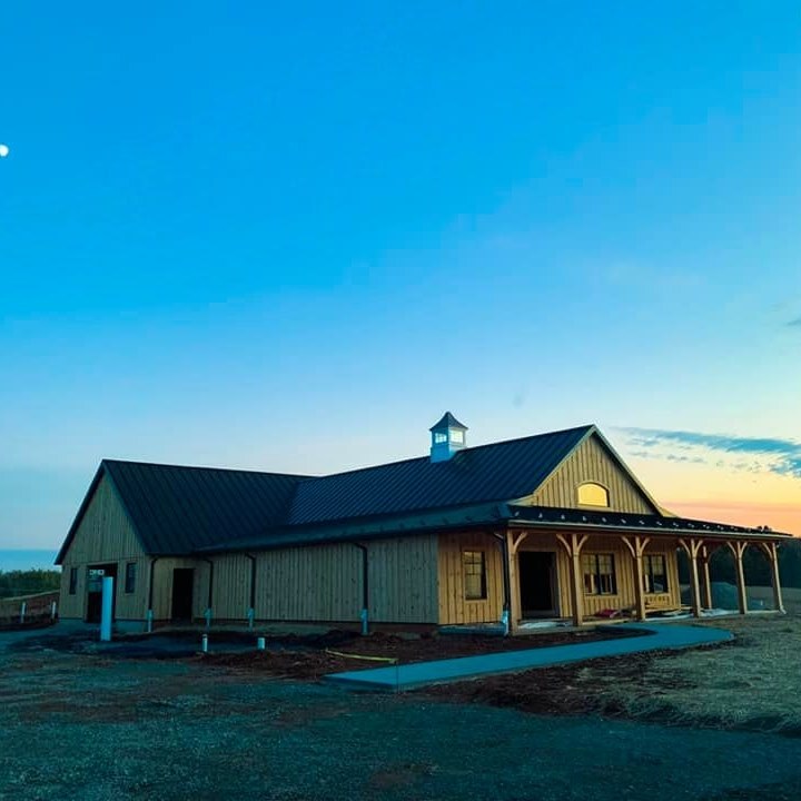 exterior of hopkins farm brewery