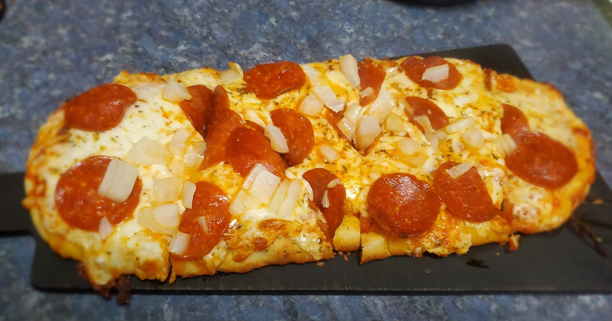 a pepperoni flatbread