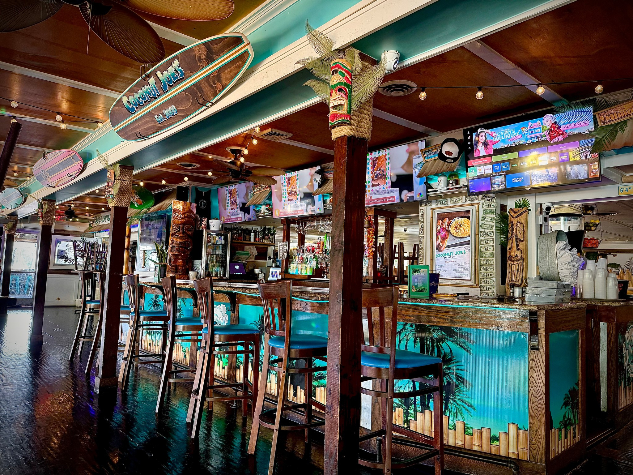 interior of coconut joe's edgewater, bar area